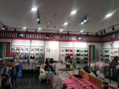 曉峰內(nèi)衣千禧百貨纖黛爾和MS專柜招半班導(dǎo)購(gòu)數(shù)名