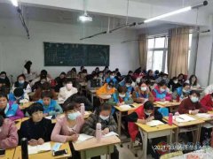 政府出資，免費(fèi)培訓(xùn)，包吃包住，頒發(fā)高級(jí)證書