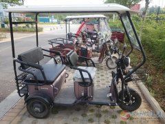 出售心愛電動三輪車。