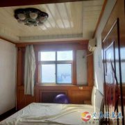 千秋礦千園小區(qū)? ?六樓? ? 四室二廳? 簡裝? 低價誠心